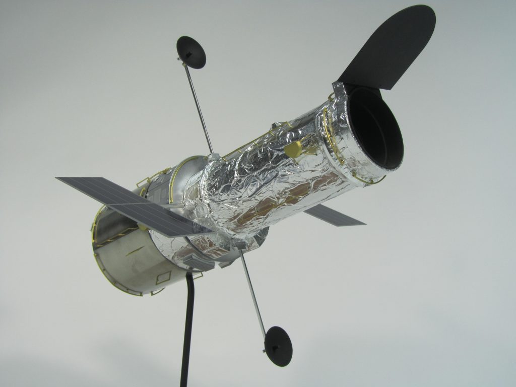 hubble telescope model